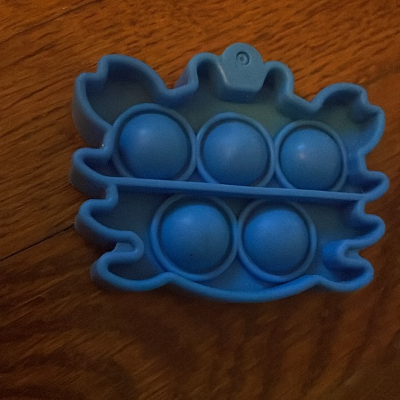 Small crab pop it fidget - Picture 2 of 3